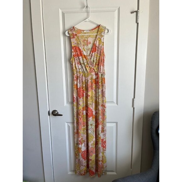 Floral Maxi Dress - Picture 4 of 6